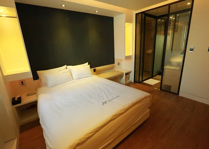 Hotel Noel Business 2*